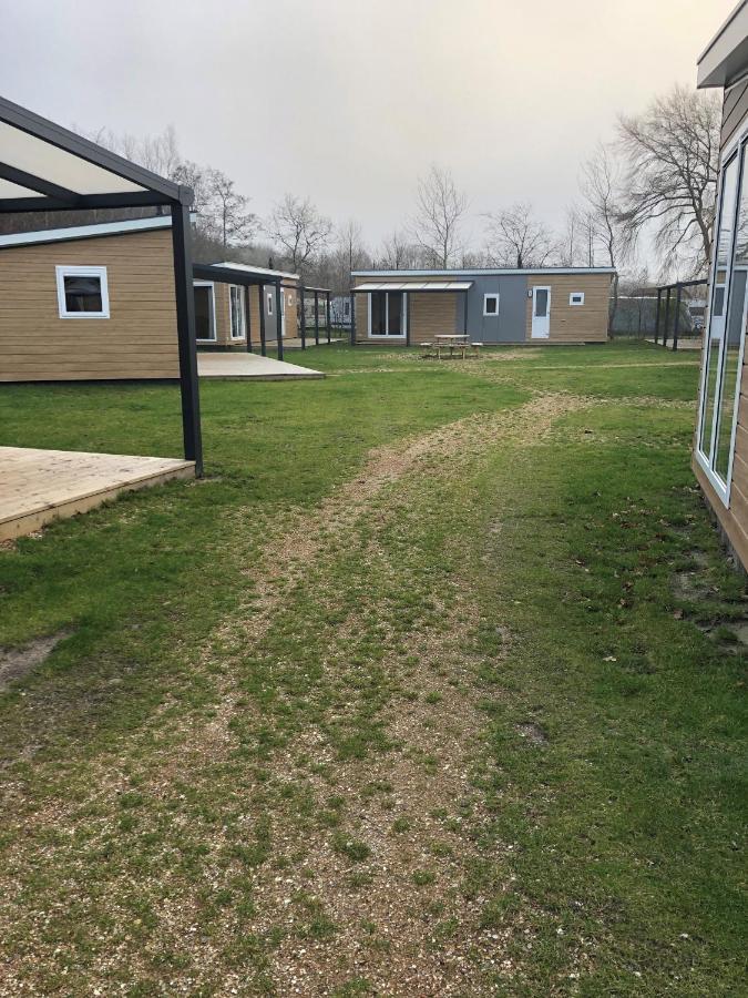 Camping De Duinhoeve Chalet Zeeland Not For Companies Бур Хамстед Екстериор снимка